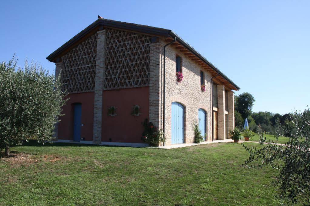 تريفينيانو Agriturismo Da Merlo المظهر الخارجي الصورة